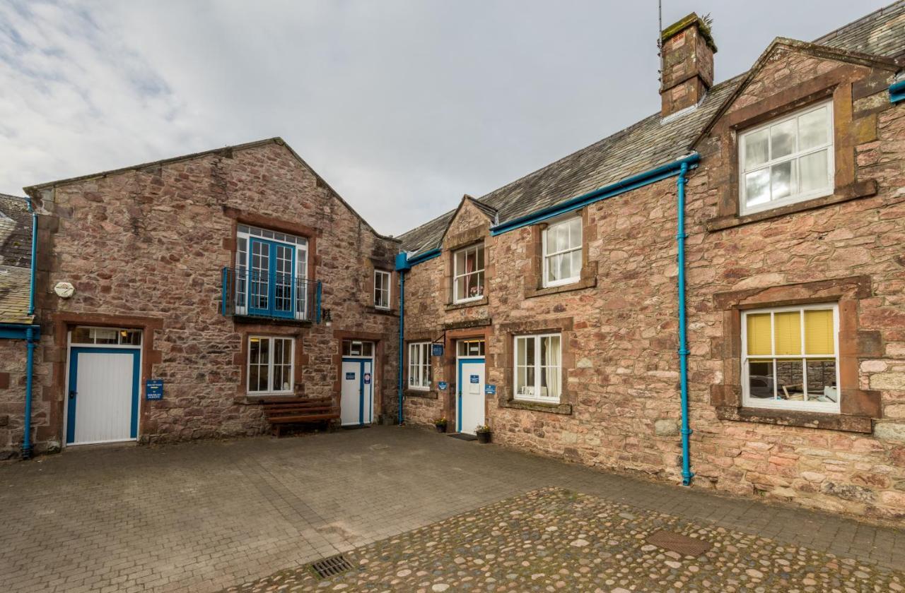Muncaster Castle Coachman'S Quarters Bed and Breakfast Ravenglass Εξωτερικό φωτογραφία